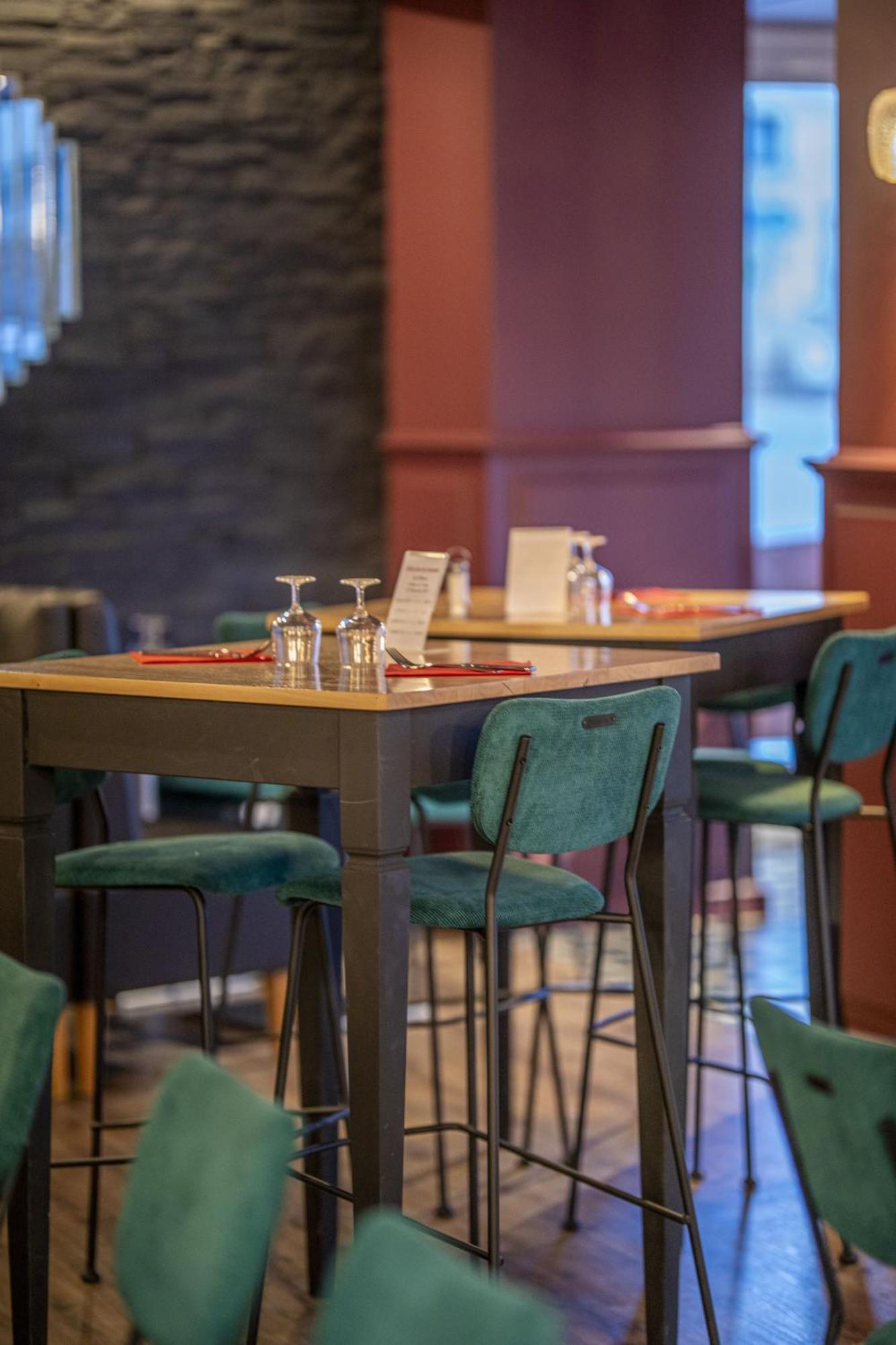 Logis Hotel Des Bourbons Montluçon Eksteriør billede