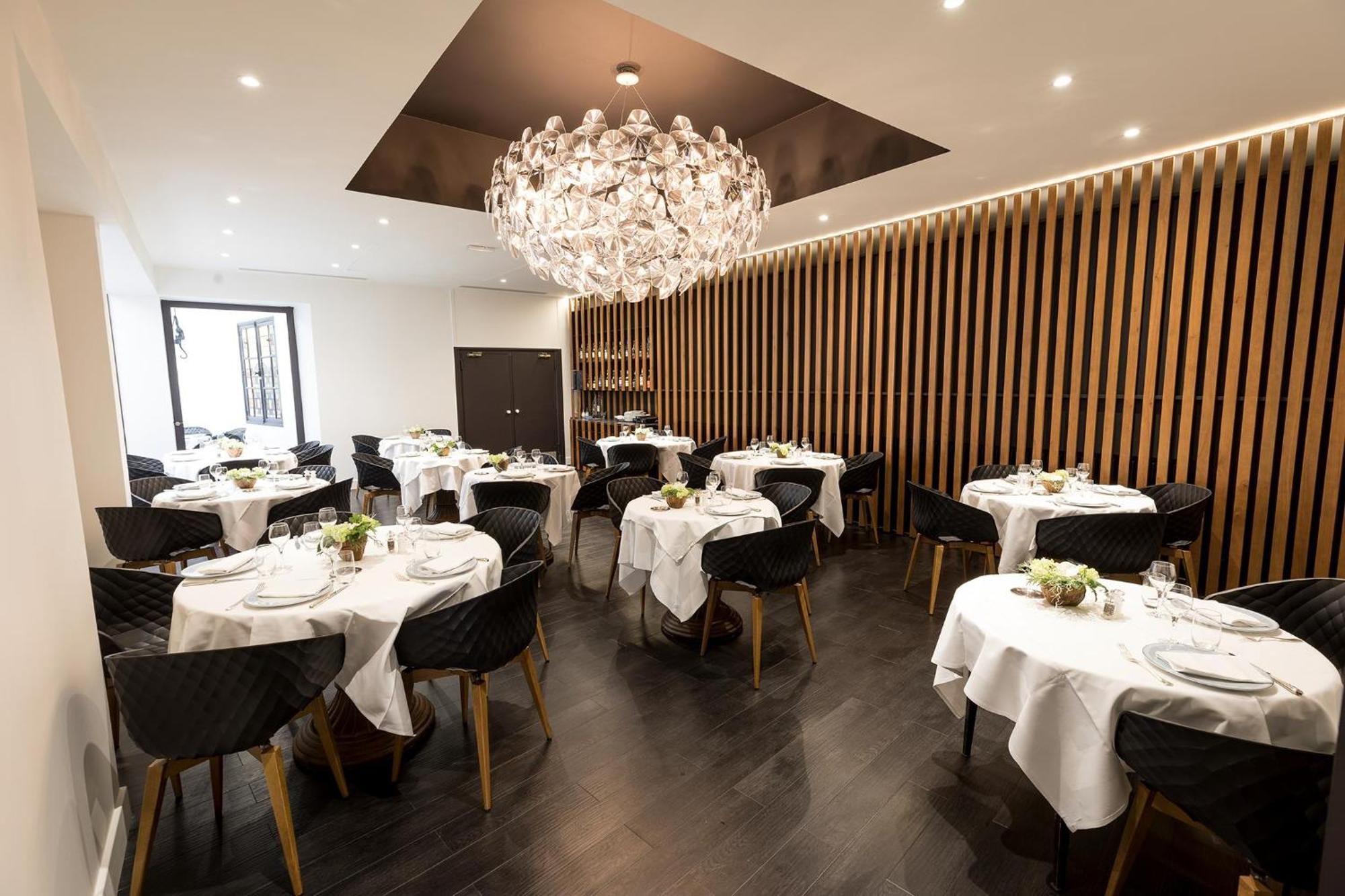 Logis Hotel Des Bourbons Montluçon Eksteriør billede